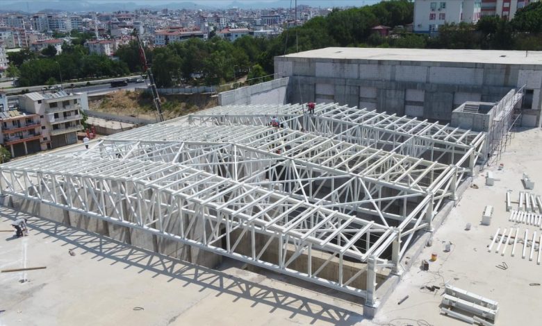 Serik Kongre ve Kültür Merkezi inşaatı sürüyor