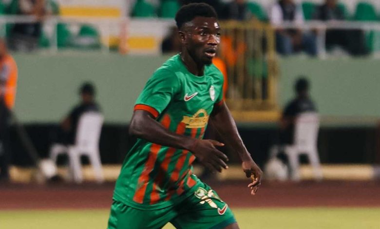 Amed SK, 9 kişi kalan Kocaelispor'u 3-0 yenerek galibiyetle tanıştı