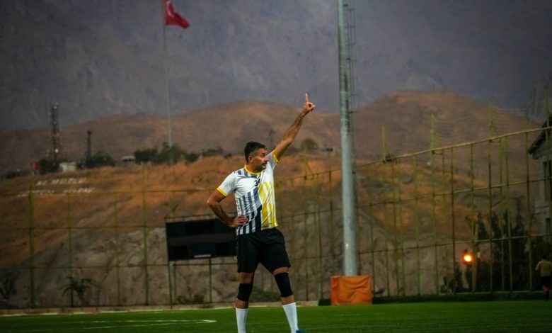 Vali Çelik, çift kale maçta fırtına gibi esti