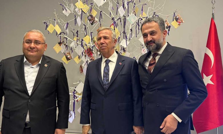 Belediye Başkanları Kent Konseyi huzurunda, canlı yayında hesap versin