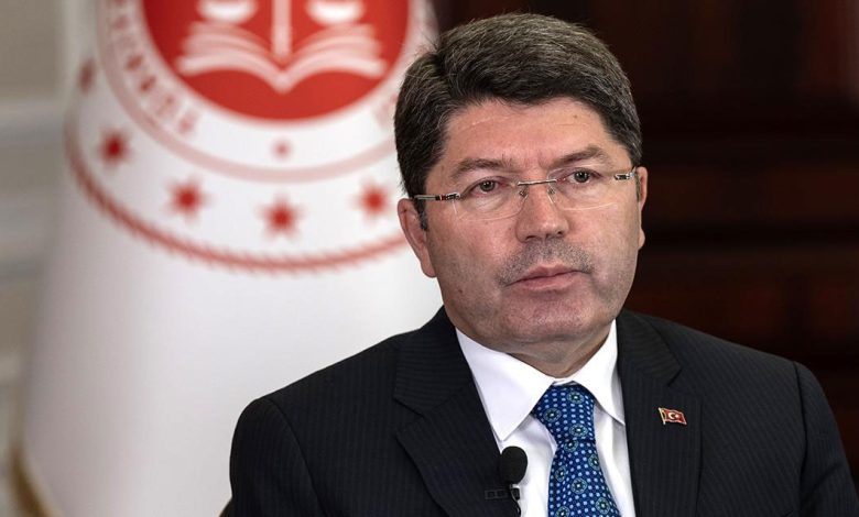 Yılmaz Tunç, "yenidoğan çetesi" davasıyla ilgili açıklama yaptı: 22 kişi tutuklandı