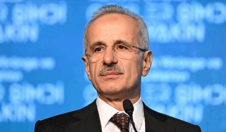 Uraloğlu: 77 ili bölünmüş yollarla birbirine bağladık - Birlik Haber Ajansı