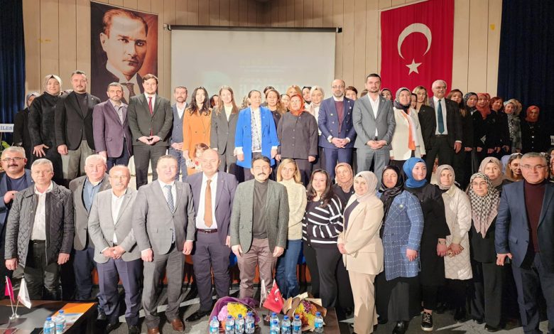 Burdur'da AK Parti Kadın Kolları 7. Olağan Kongresi coşkuyla gerçekleşti - Birlik Haber Ajansı