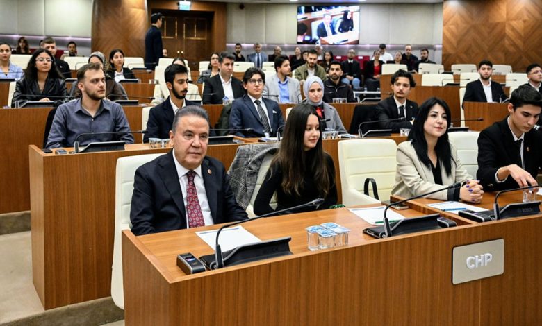 Mehmet Yalın Erdal, ABB Gençlik Meclisi yönetiminde - Birlik Haber Ajansı