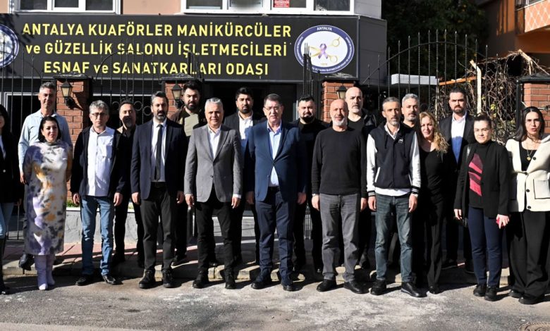 Muratpaşa Belediye Başkanı Ümit Uysal, Antalya'da esnafla buluştu - Birlik Haber Ajansı