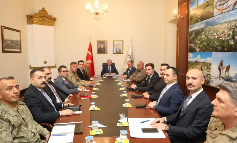 Kars'ta İl Güvenlik ve Asayiş Koordinasyon Toplantısı gerçekleştirildi - Birlik Haber Ajansı