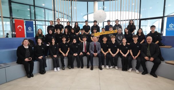 Sanat Kafe, Başkan Büyükakın’ın söyleşisiyle açıldı - Birlik Haber Ajansı