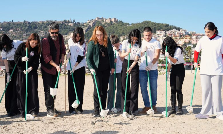 Alanya'da dört mevsim temiz deniz - Birlik Haber Ajansı