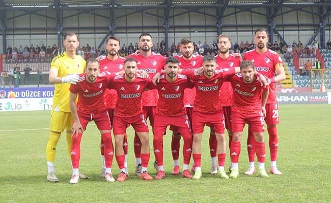 Düzcespor kendi sahasında Muşspor'a 3-0 mağlup oldu - Birlik Haber Ajansı