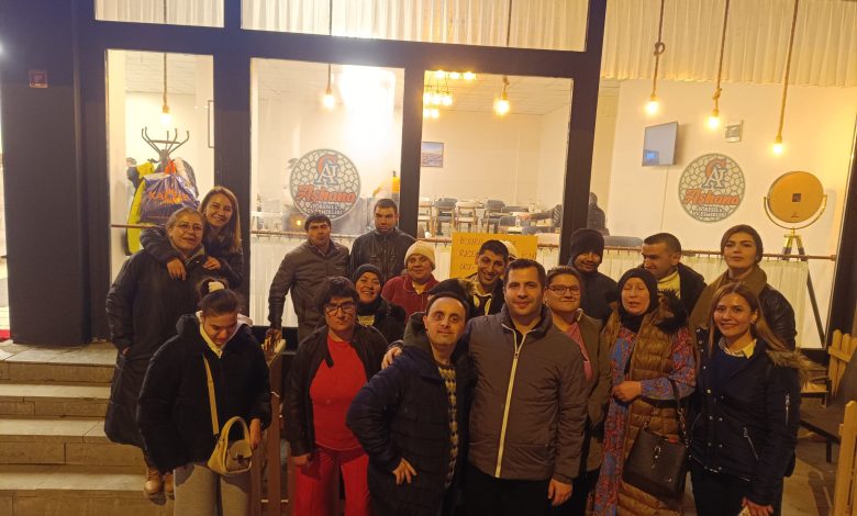 Kars Gündüz Engelli Bakım Merkezinden özel bireylere anlamlı iftar - Birlik Haber Ajansı