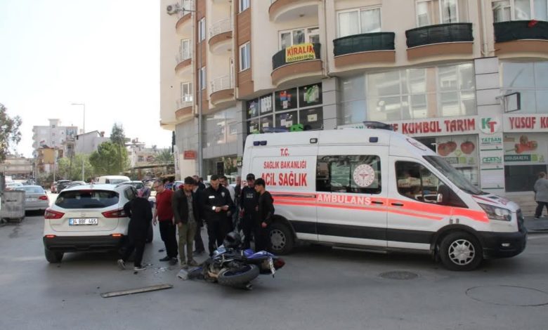 Serik'te motosiklet sürücüsü kazayı hafif sıyrıklarla atlattı - Birlik Haber Ajansı