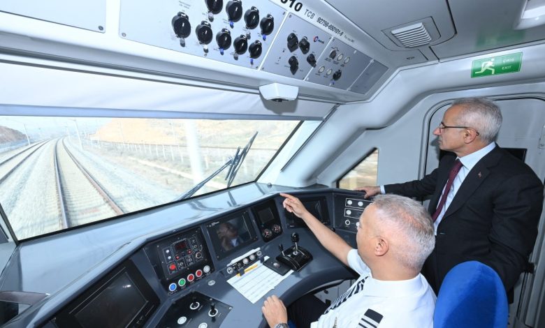 Ulaştırma ve Altyapı Bakanı