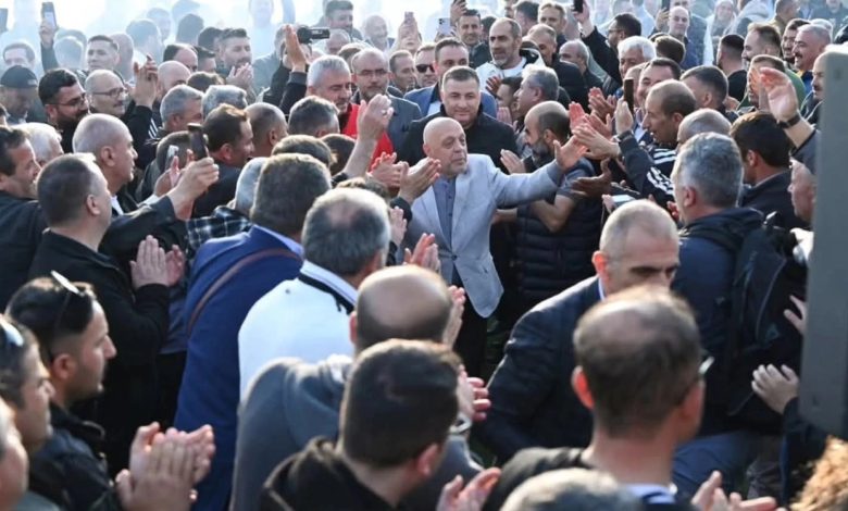 Hizmet-İş'ten Antalya çıkartması - Birlik Haber Ajansı