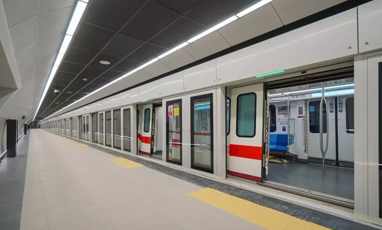 İstanbul'da metro ve tramvay seferlerinde arıza - Birlik Haber Ajansı