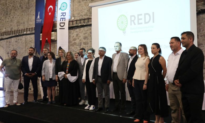 SÜMEYYENUR ALP – TEKHA