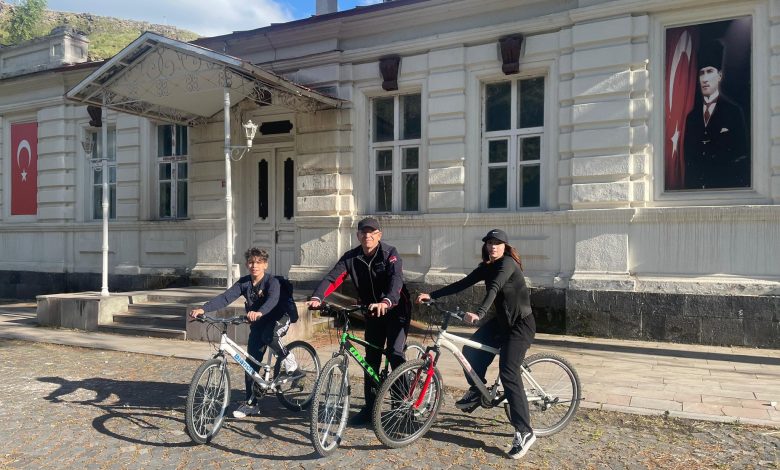 CEM DAŞDELEN – KARS