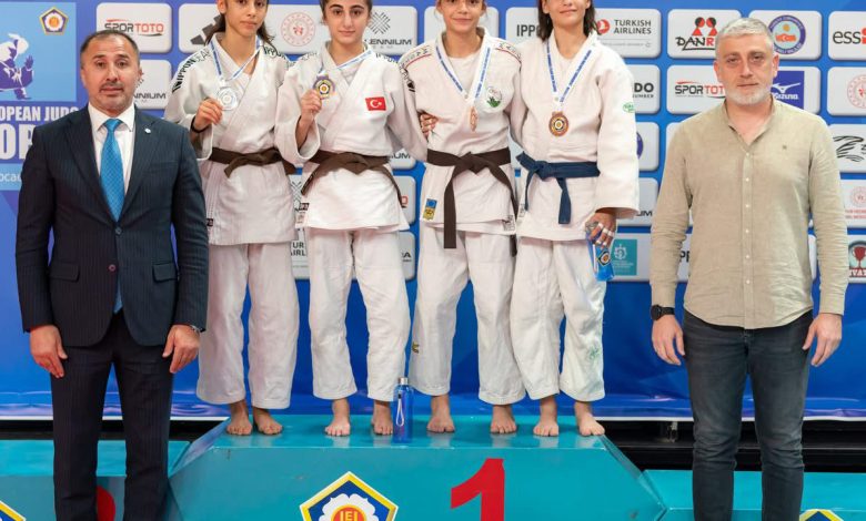 SÜMEYYENUR ALP – TEKHA