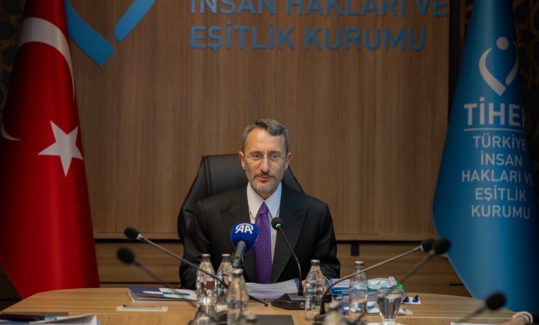 İnsan Hakları Mücadelesinde Yeni