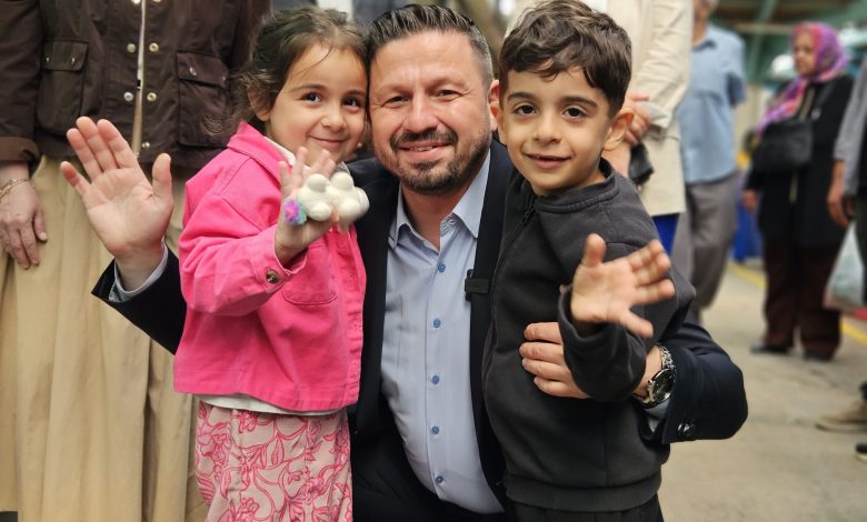 AK Parti Balıkesir İl Başkanı Mehmet Aydemir ve Ekibi Sahada