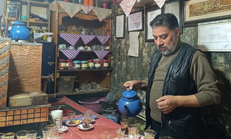 İpekyolu’nun Nostaljik Çay Ocağı