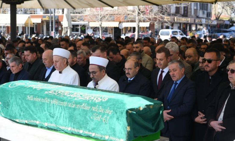 SARA ÇETİNKAYA/TEKHA Balıkesir’de esnaflığı