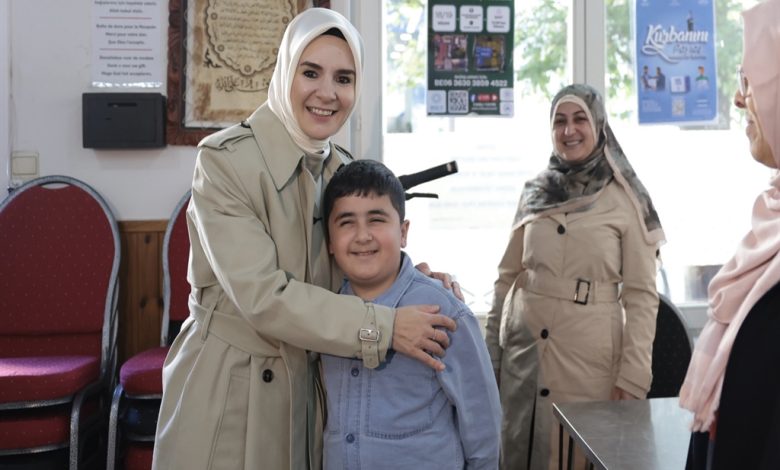 BELÇİKA / TEKHA Aile ve