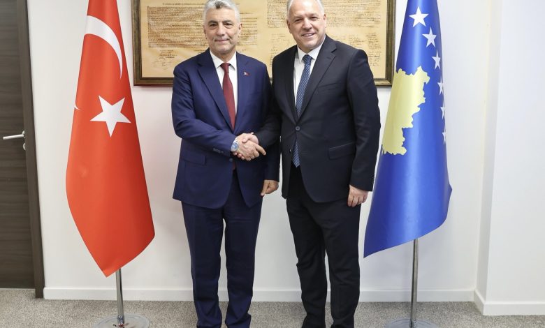 KOSOVA / TEKHA Ticaret Bakanı